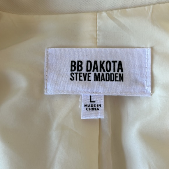 BB Dakota by Steve Madden Floral Cut Out Ivory Blazer - Picture 7 of 16